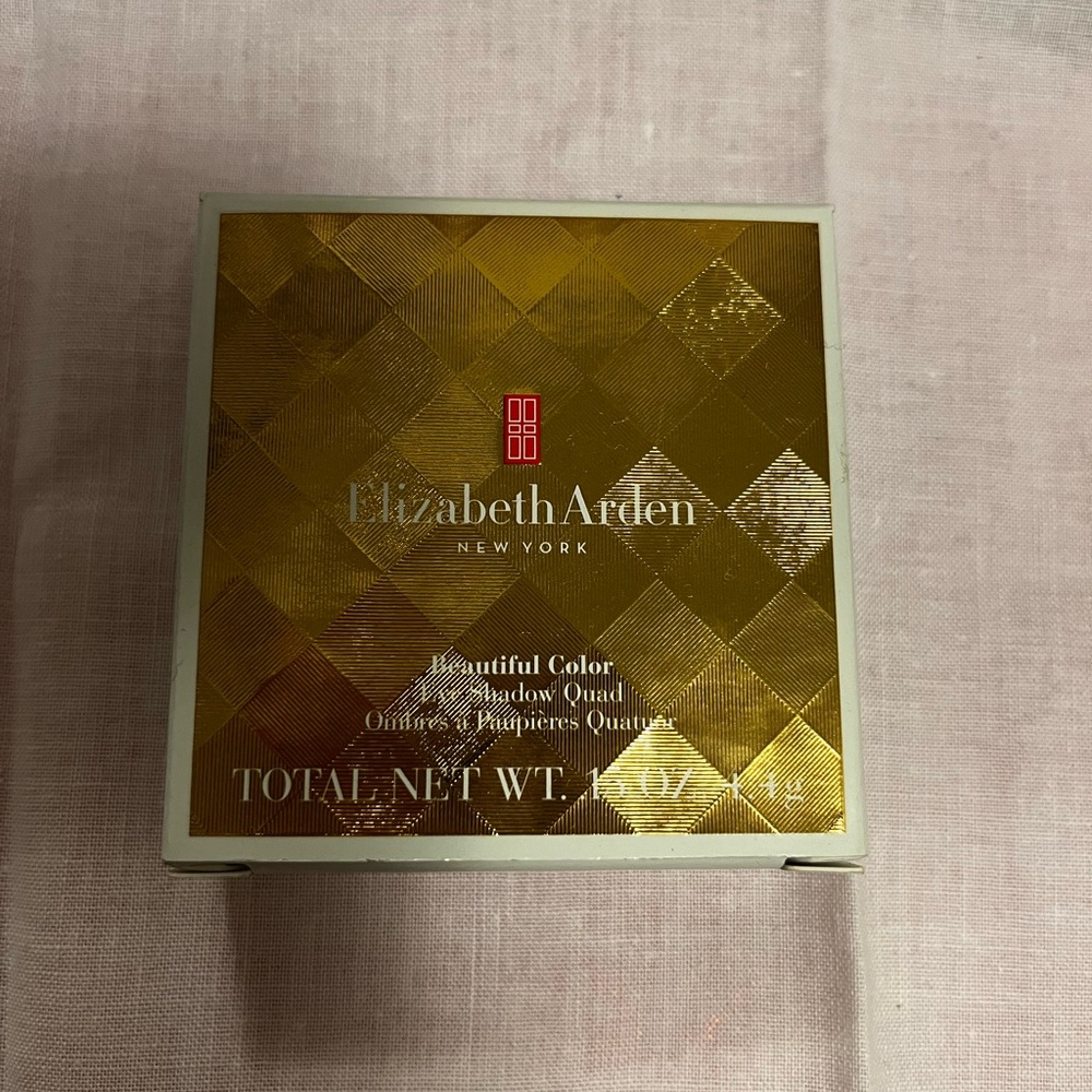 Elizabeth Arden Chic Brown Eyeshadow Quad